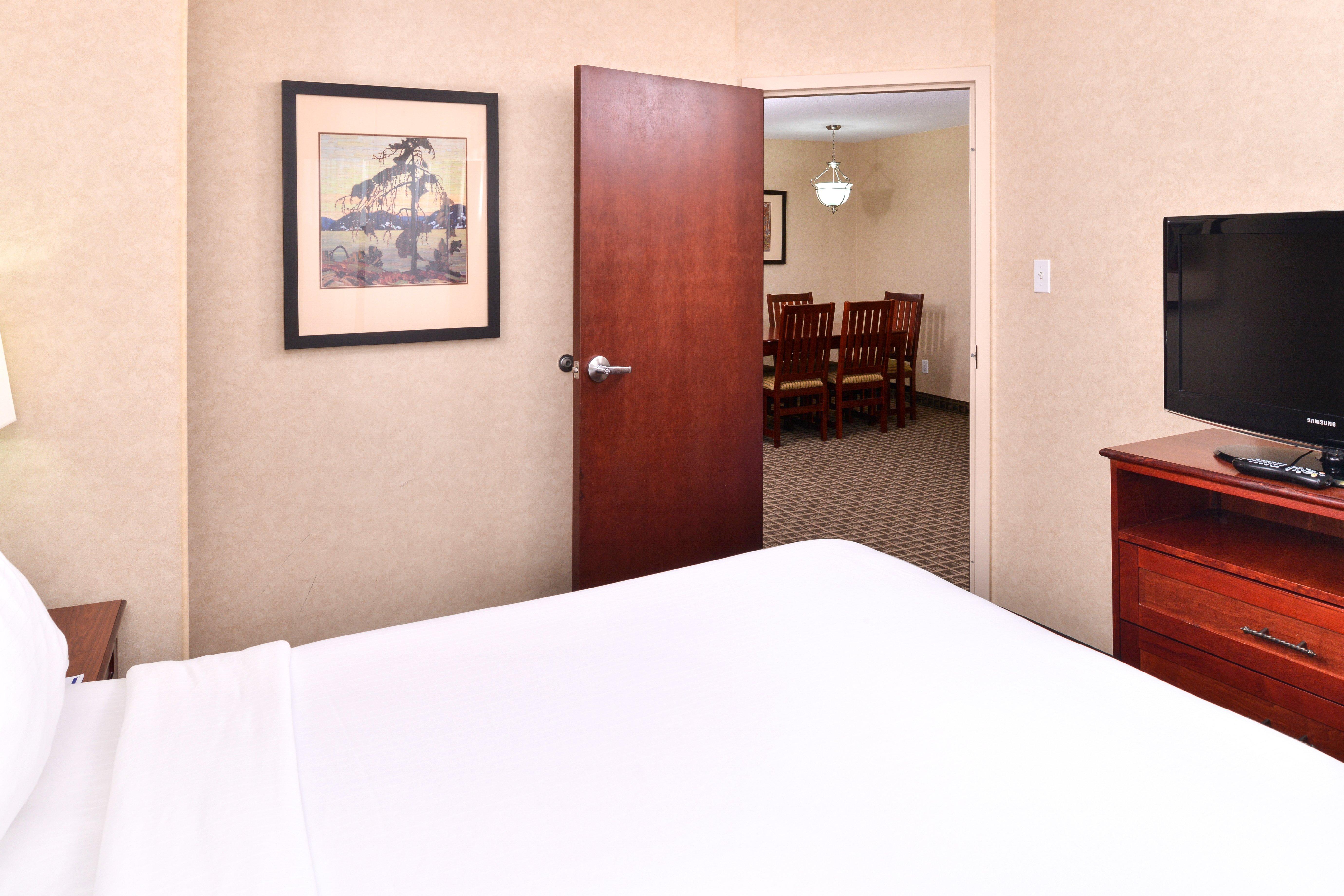 Holiday Inn Express Edmonton North By Ihg Buitenkant foto