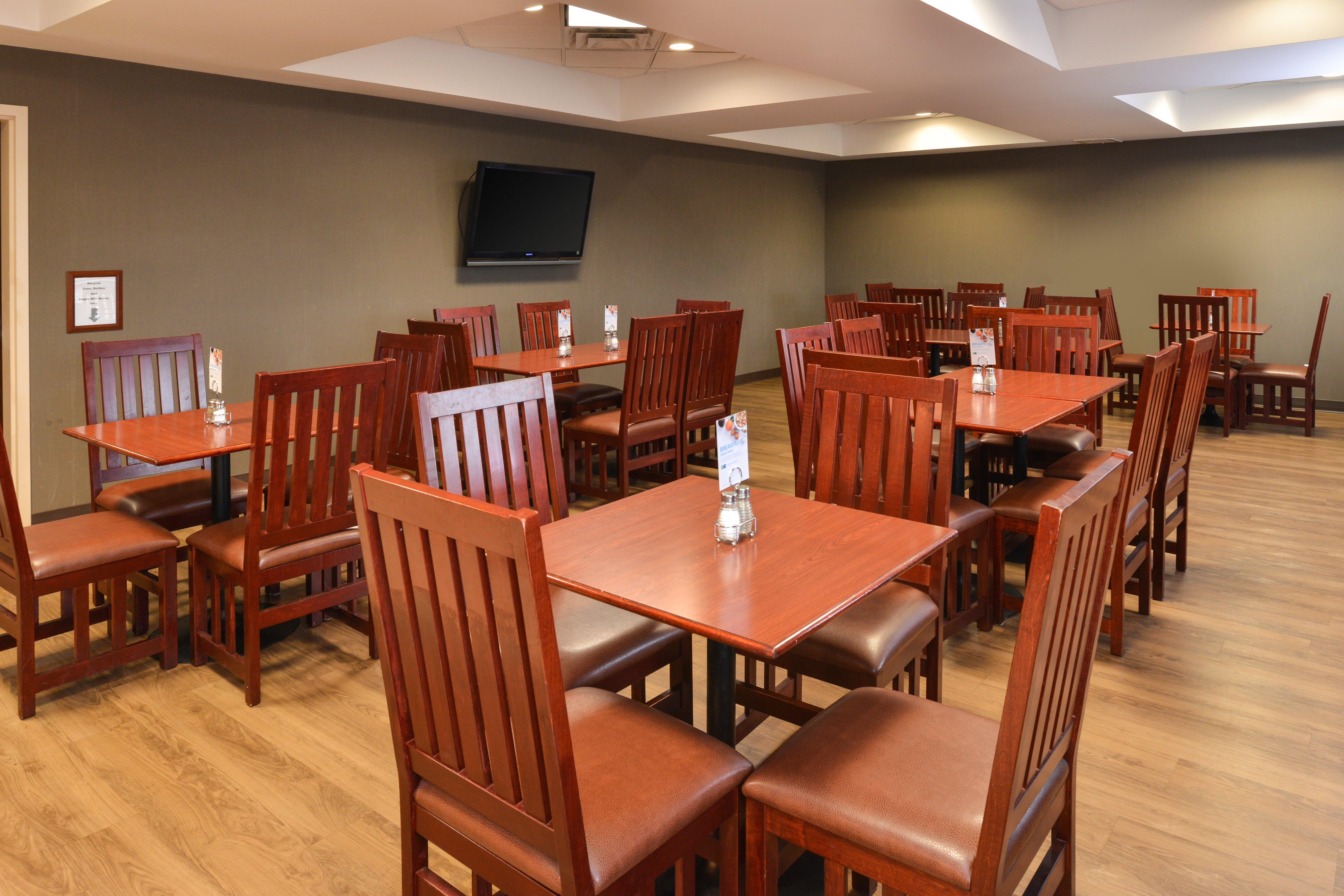 Holiday Inn Express Edmonton North By Ihg Buitenkant foto