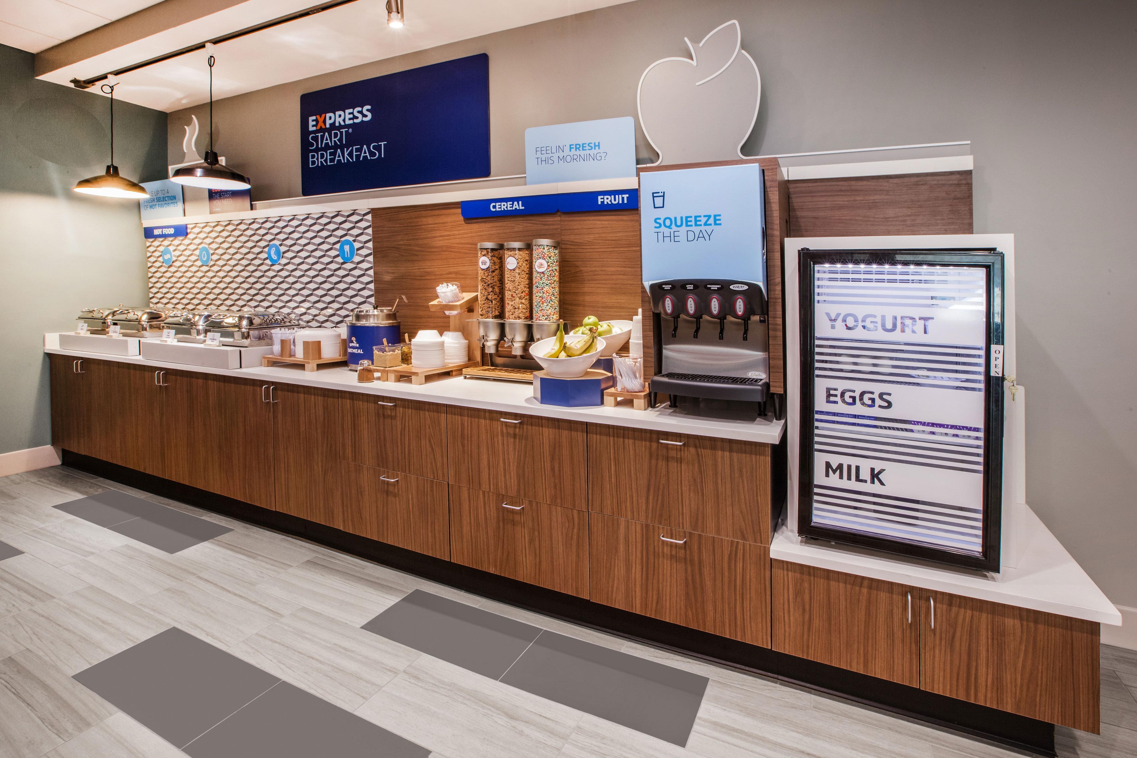 Holiday Inn Express Edmonton North By Ihg Buitenkant foto