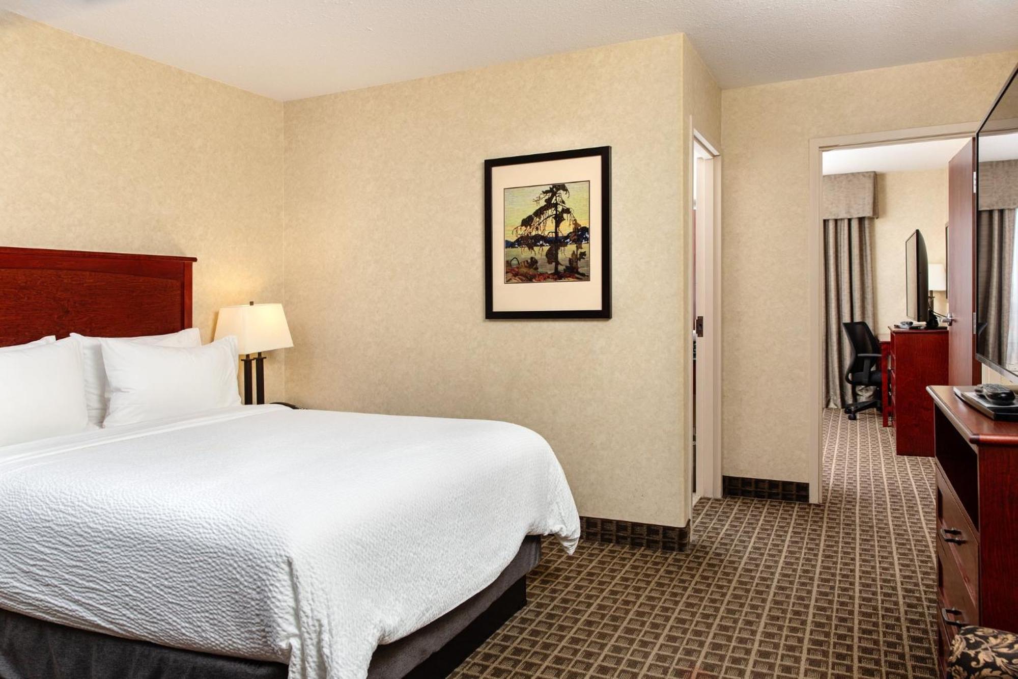 Holiday Inn Express Edmonton North By Ihg Buitenkant foto