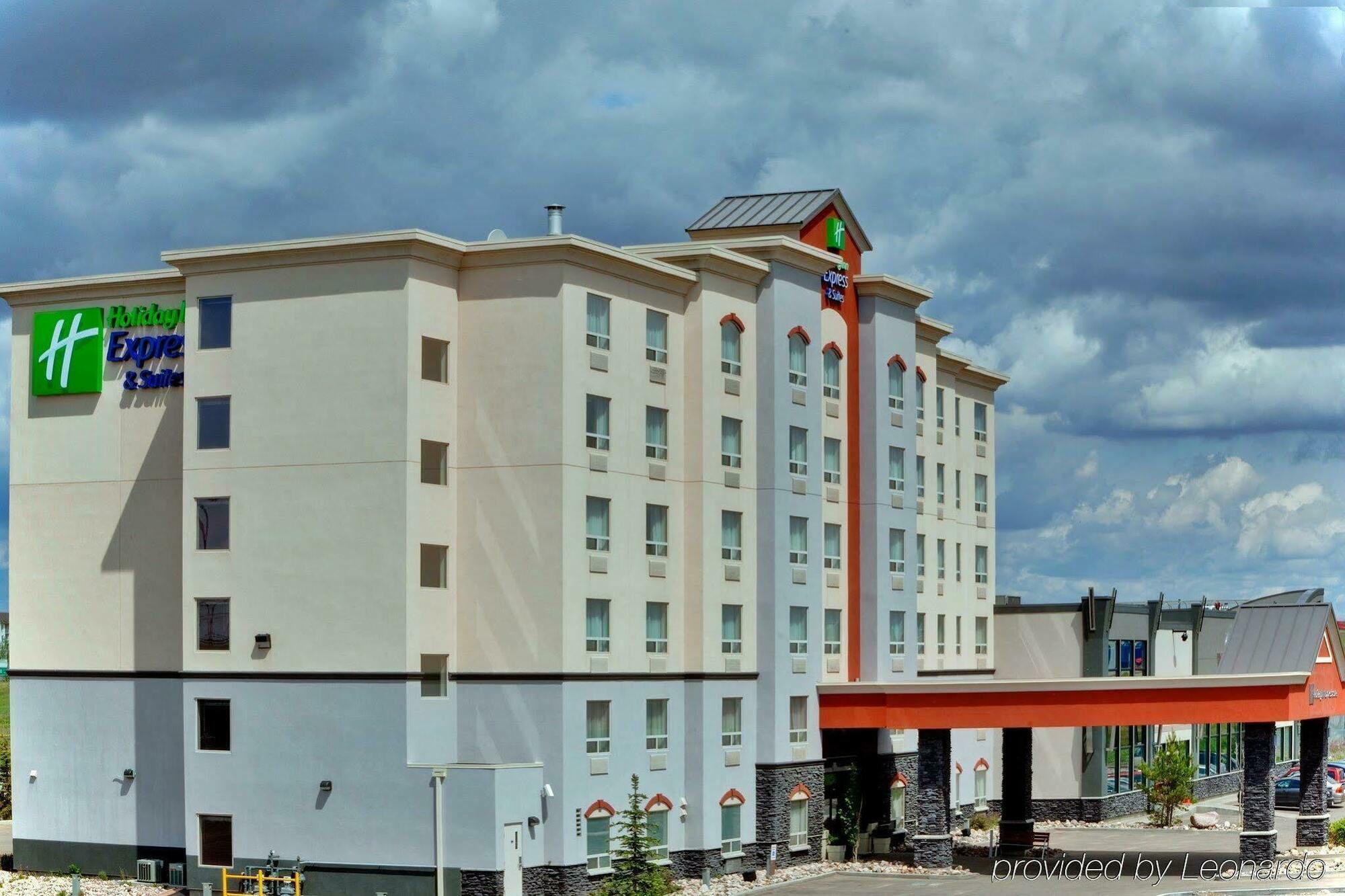 Holiday Inn Express Edmonton North By Ihg Buitenkant foto